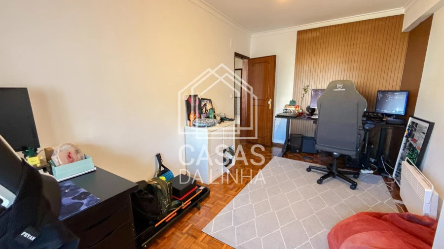 Apartamento T2 para Arrendamento em Massamá e Monte Abraão Foto 20