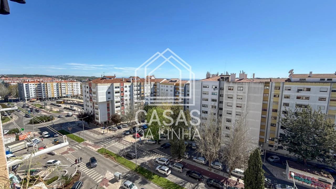 Apartamento T2 para Arrendamento em Massamá e Monte Abraão Foto 2