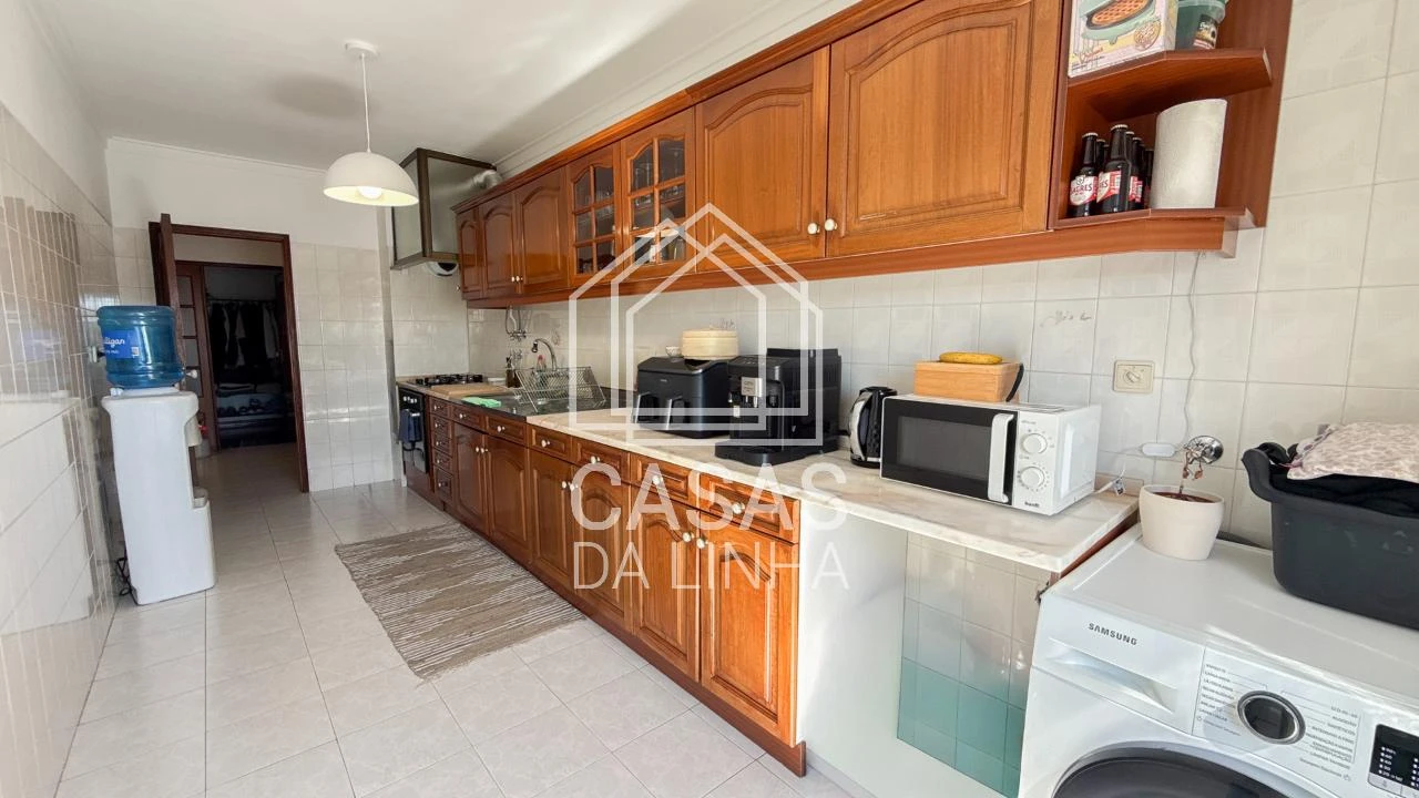 Apartamento T2 para Arrendamento em Massamá e Monte Abraão Foto 10