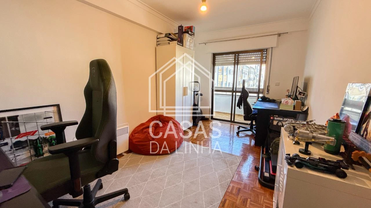 Apartamento T2 para Arrendamento em Massamá e Monte Abraão Foto 19