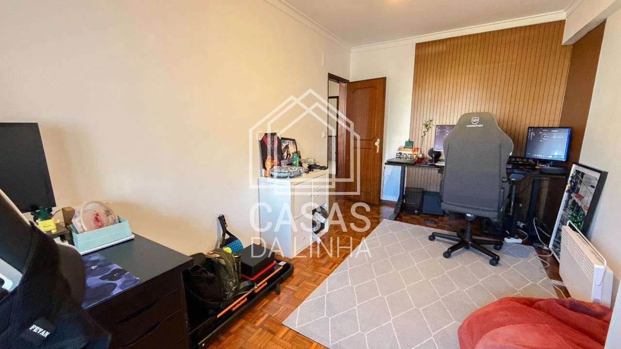 Apartamento T2 para Arrendamento em Massamá e Monte Abraão Foto 20