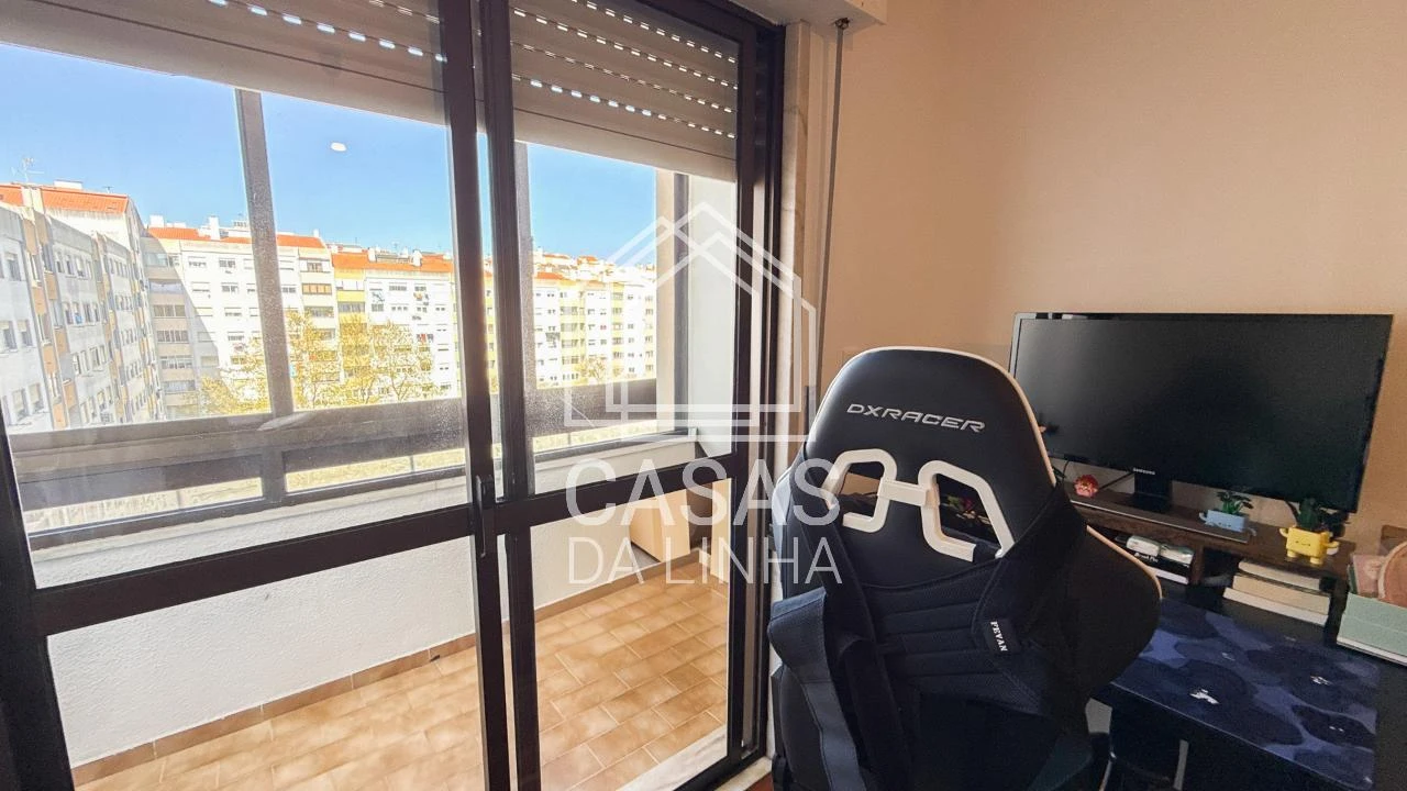 Apartamento T2 para Arrendamento em Massamá e Monte Abraão Foto 22