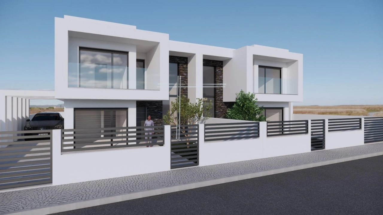 Moradia T4 para Venda em Fernao Ferro Foto 1