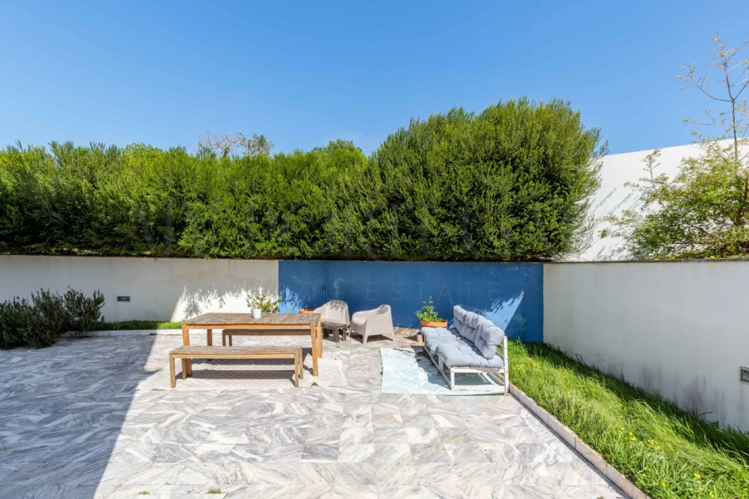 Moradia T5 para Venda em Santo Isidoro Foto 7