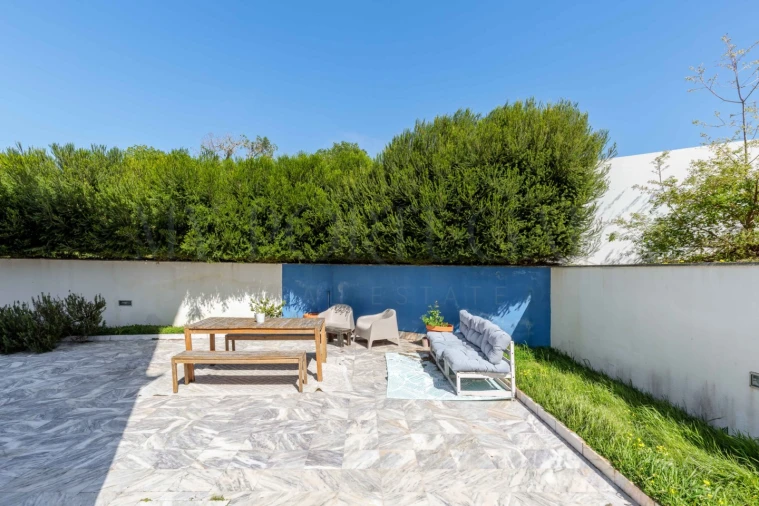 Moradia T5 para Venda em Santo Isidoro Foto 7