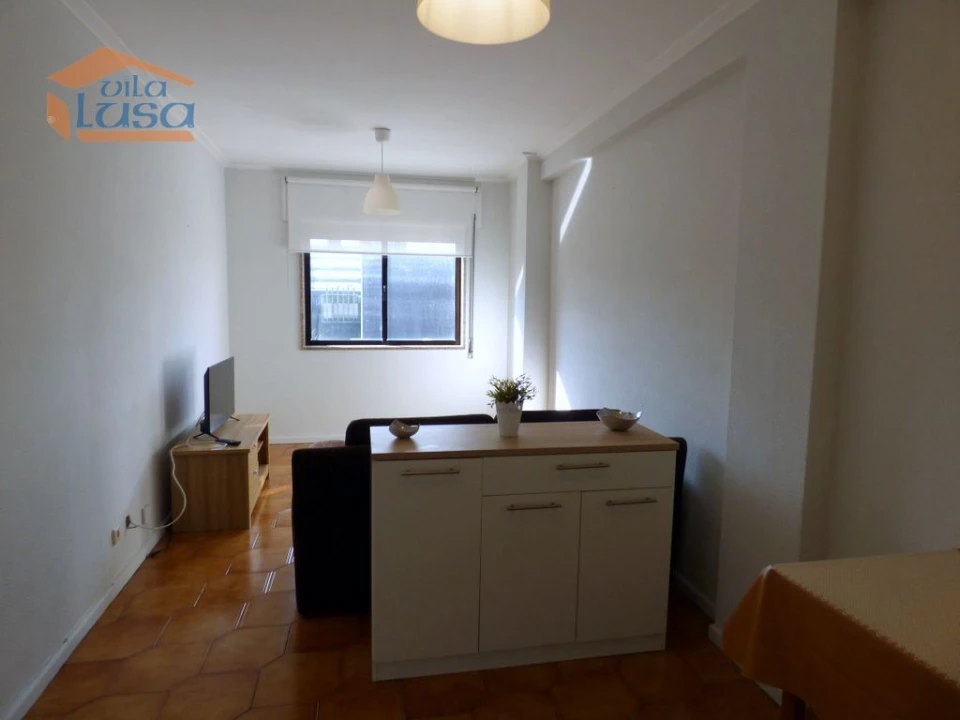 Apartamento T1 para Arrendamento em Paranhos Foto 6