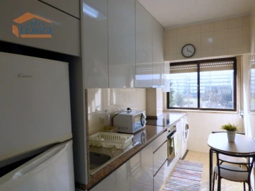 Apartamento T1 para Arrendamento em Paranhos