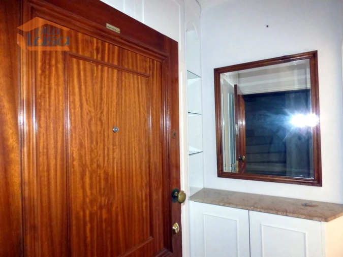 Apartamento T1 para Arrendamento em Paranhos Foto 5