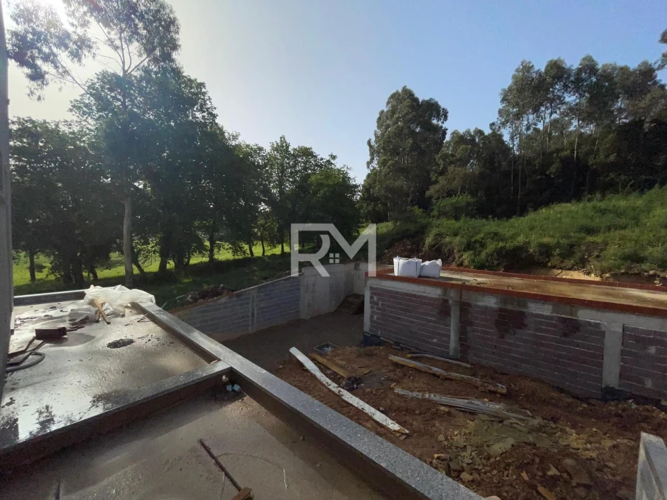 Moradia T3 para Venda em Valongo Foto 22