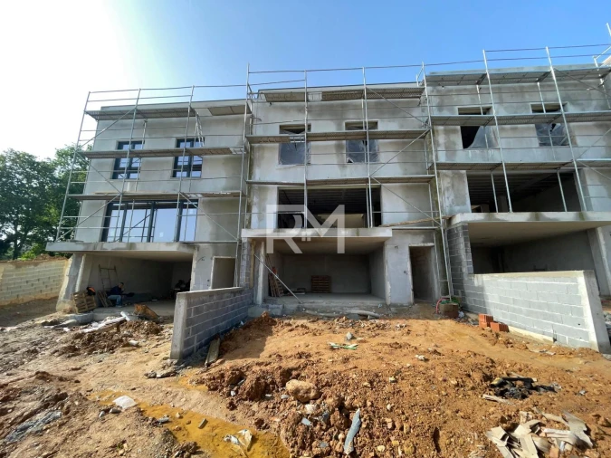 Moradia T3 para Venda em Valongo Foto 2