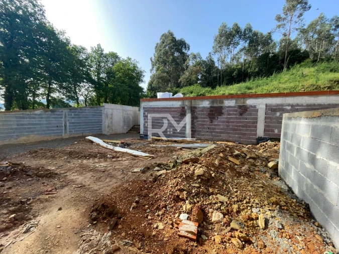 Moradia T3 para Venda em Valongo Foto 23