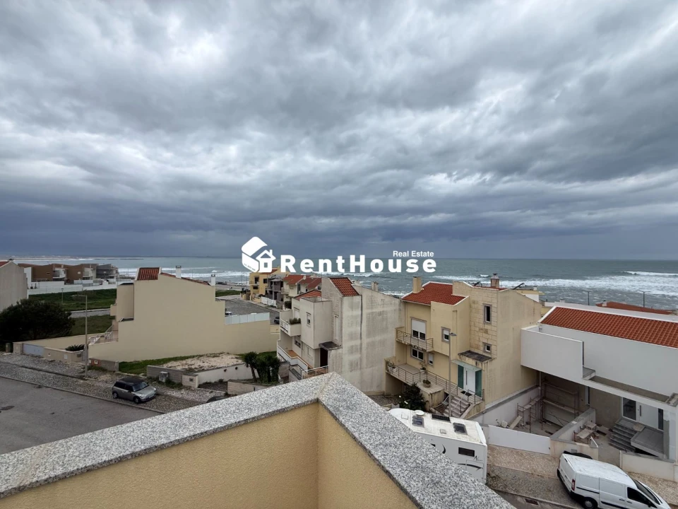 Moradia T4 para Venda em Buarcos Foto 2