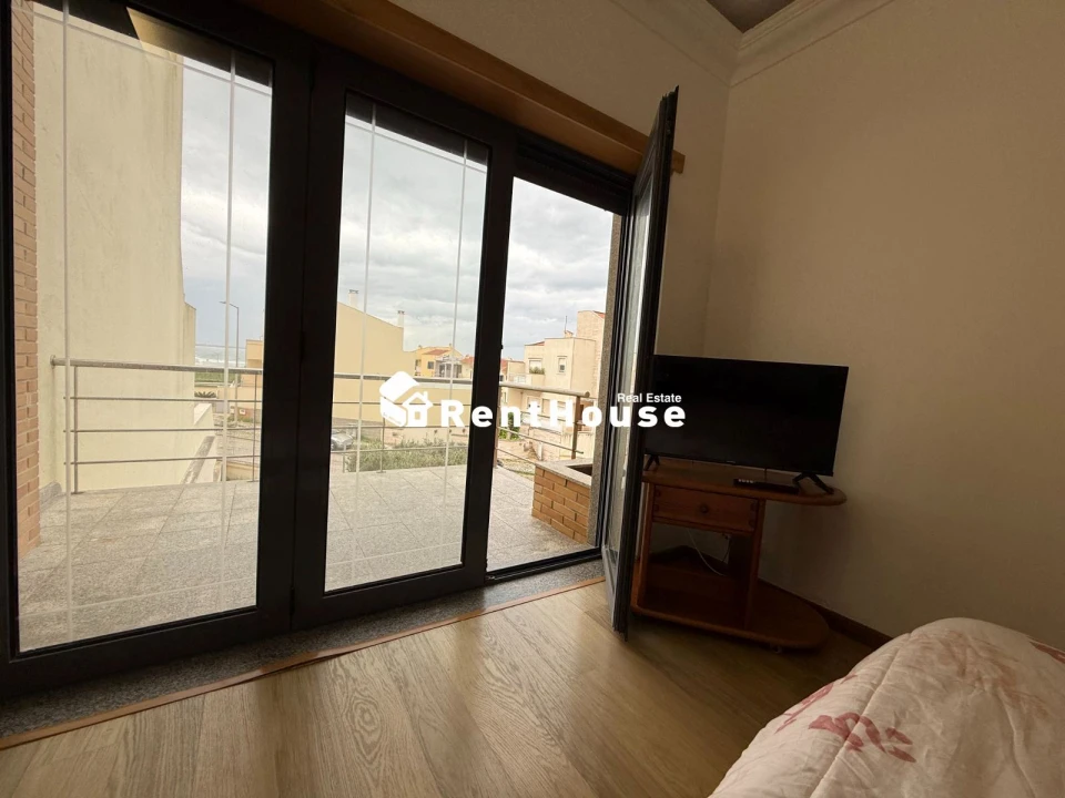 Moradia T4 para Venda em Buarcos Foto 13