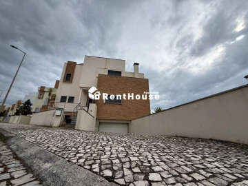 Moradia T4 para Venda em Buarcos
