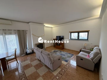 Moradia T4 para Venda em Buarcos