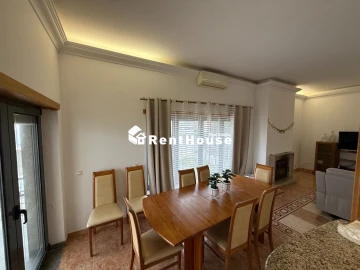 Moradia T4 para Venda em Buarcos