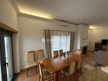Moradia T4 para Venda em Buarcos