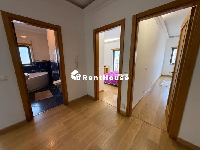 Moradia T4 para Venda em Buarcos Foto 16