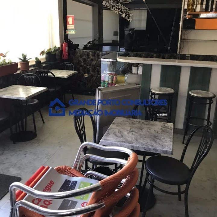 Loja para Arrendamento em Aguas Santas Foto 11