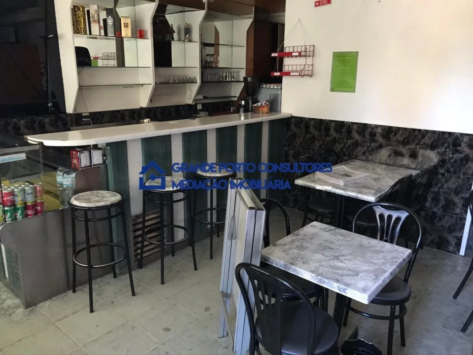 Loja para Arrendamento em Aguas Santas Foto 12