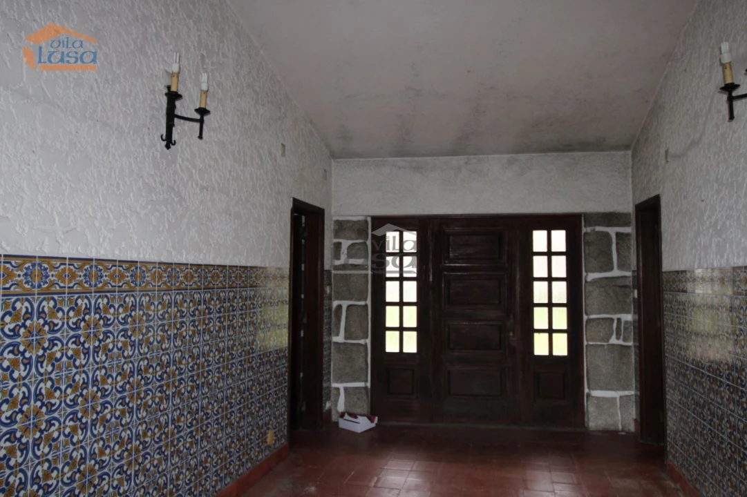 Moradia T5 para Venda em Oliveira do Douro Foto 11