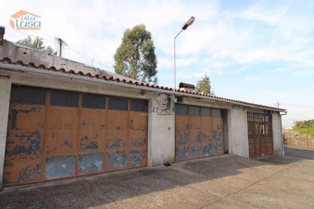 Moradia T5 para Venda em Oliveira do Douro Foto 21