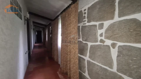 Moradia T5 para Venda em Oliveira do Douro