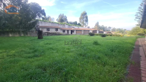 Moradia T5 para Venda em Oliveira do Douro