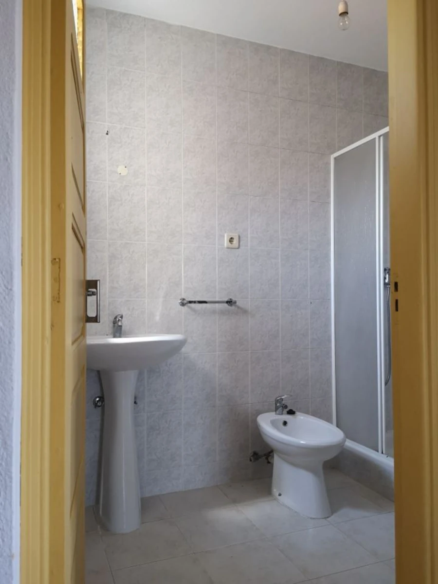 Moradia T4 para Venda em Escariz Foto 18