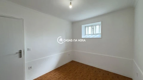 Apartamento T2 para Arrendamento em Avintes