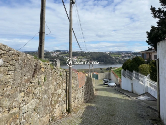 Apartamento T2 para Arrendamento em Avintes Foto 23