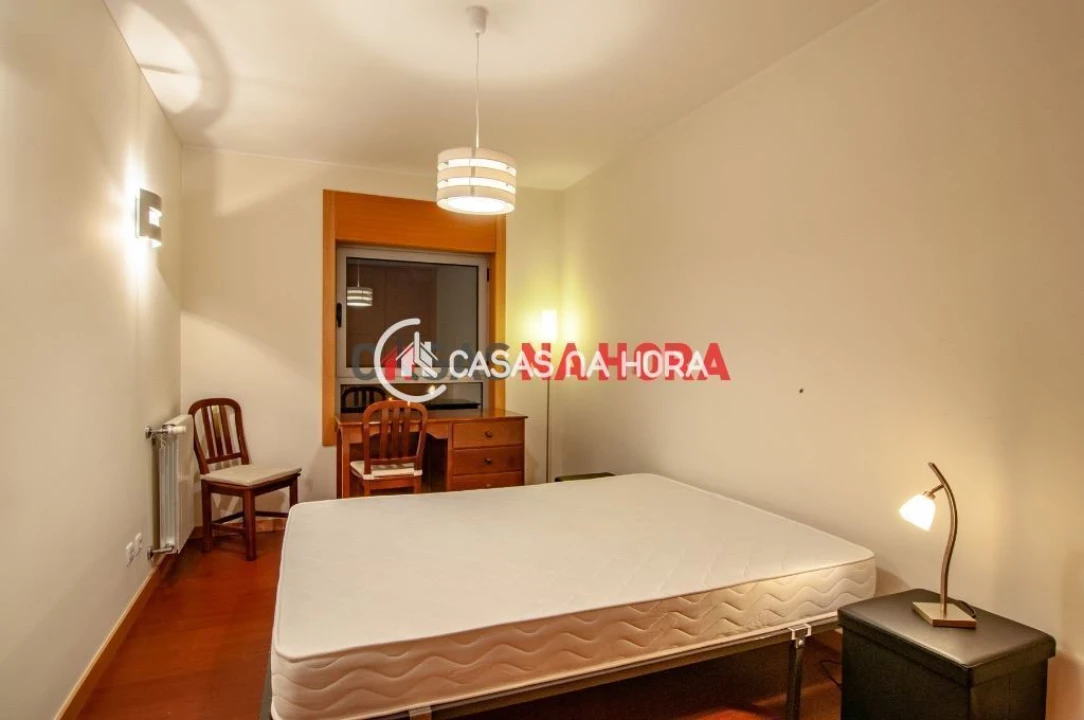 Apartamento T2 para Arrendamento em Mafamude e Vilar do Paraíso Foto 6