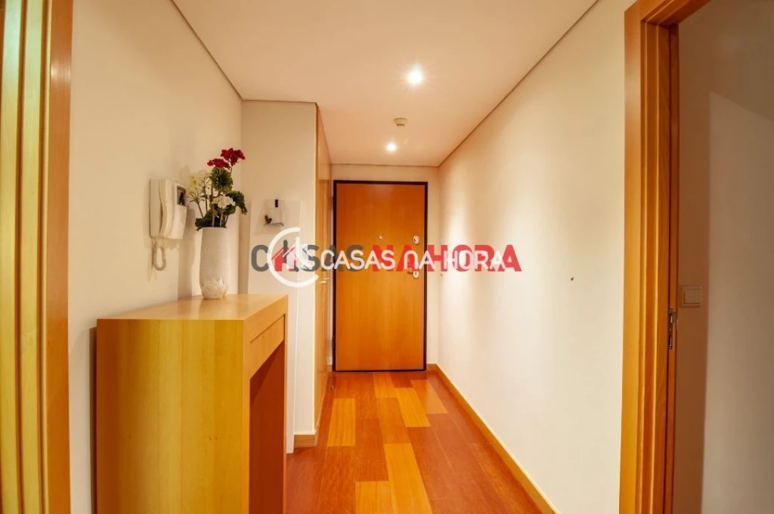 Apartamento T2 para Arrendamento em Mafamude e Vilar do Paraíso Foto 11