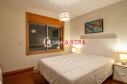 Apartamento T2 para Arrendamento em Mafamude e Vilar do Paraíso
