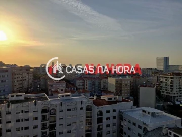Apartamento T2 para Arrendamento em Mafamude e Vilar do Paraíso