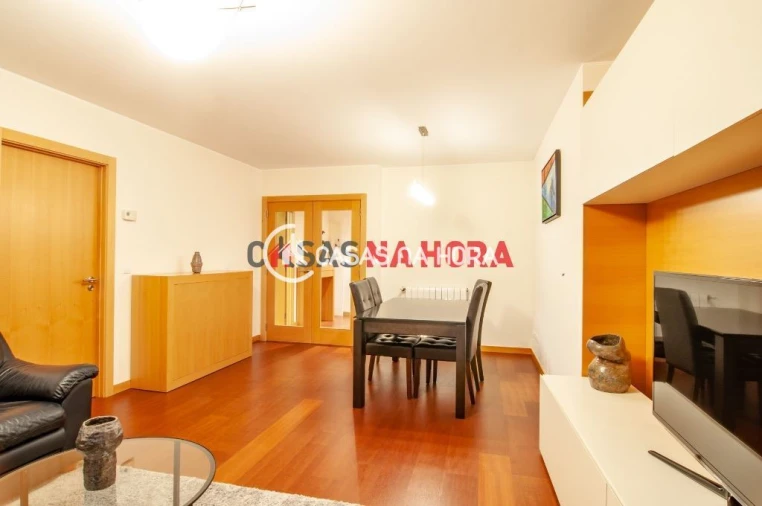Apartamento T2 para Arrendamento em Mafamude e Vilar do Paraíso Foto 4