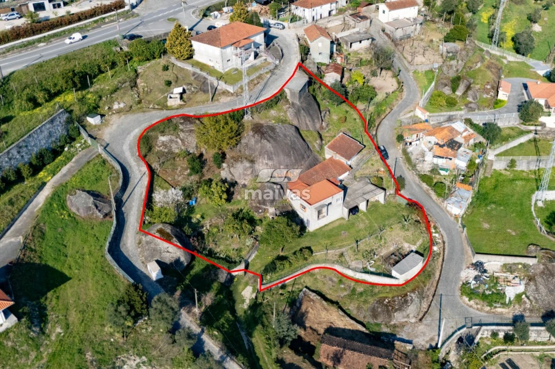 Moradia T3 para Venda em Calvos e Frades Foto 26