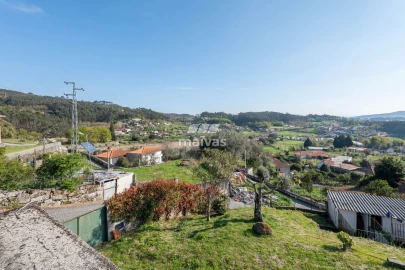 Moradia T3 para Venda em Calvos e Frades