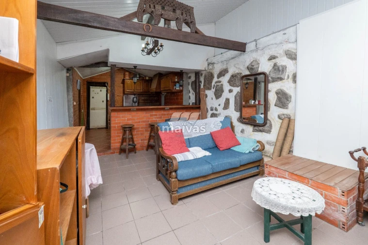 Moradia T3 para Venda em Calvos e Frades Foto 13