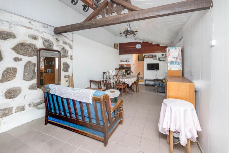 Moradia T3 para Venda em Calvos e Frades Foto 15