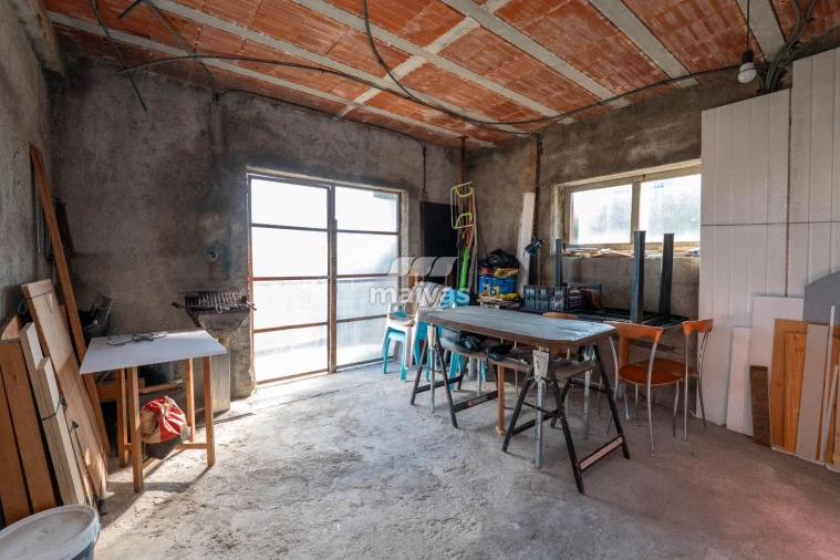 Moradia T3 para Venda em Calvos e Frades Foto 21