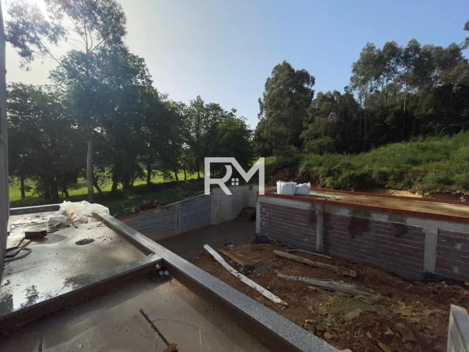 Moradia T3 para Venda em Valongo Foto 23