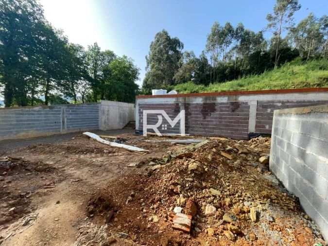 Moradia T3 para Venda em Valongo Foto 24
