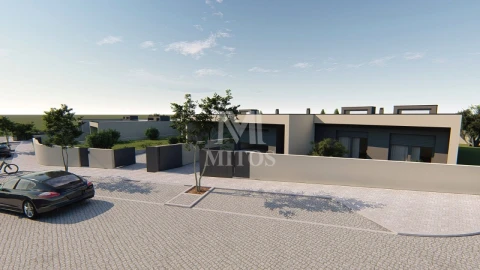 Moradia T3 para Venda em Mazarefes e Vila Fria