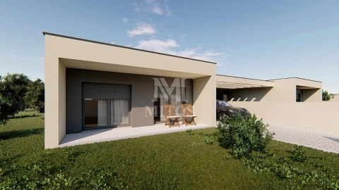 Moradia T3 para Venda em Mazarefes e Vila Fria