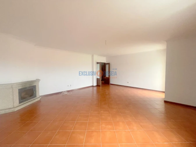 Apartamento T2 para Venda em Oiã Foto 7