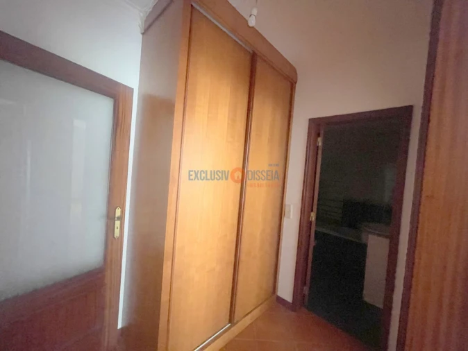 Apartamento T2 para Venda em Oiã Foto 9