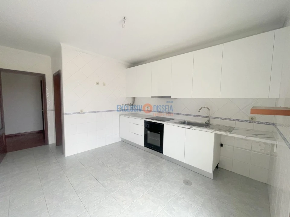 Apartamento T2 para Venda em Oiã Foto 2