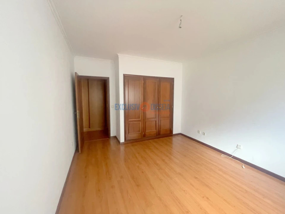 Apartamento T2 para Venda em Oiã Foto 11