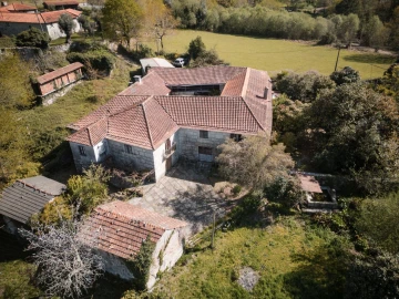 Quinta T3 para Venda em Cantelães